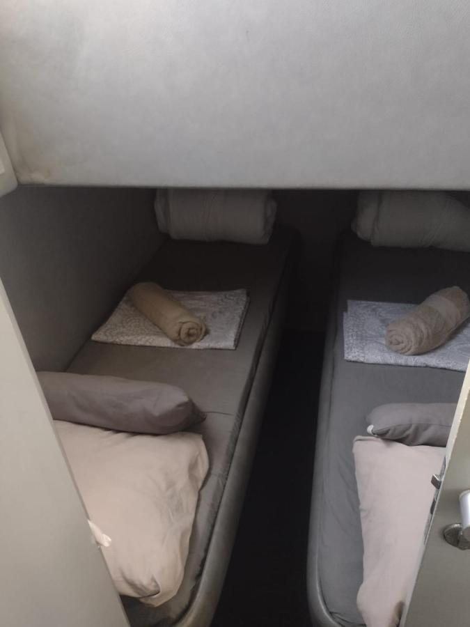 Yach Boat Otel Barselona Dış mekan fotoğraf